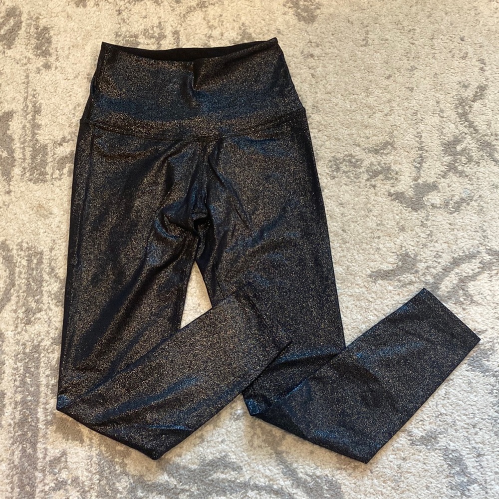 NWOT Beyond Yoga Softshine HW MIDI - S